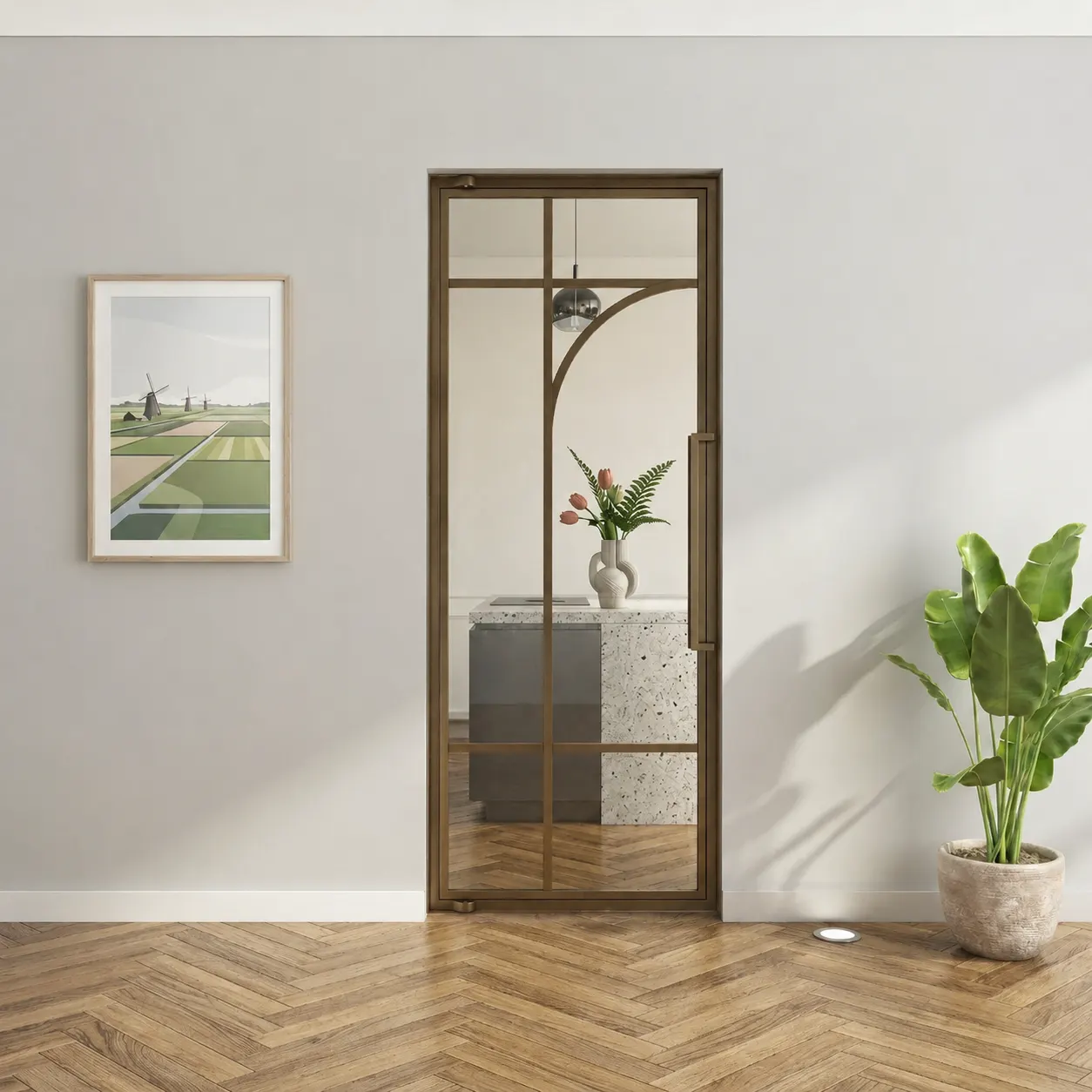 Porte pivot bronze dans un intérieur japandi minimaliste